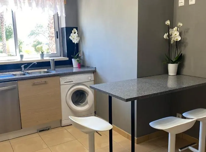 Luca * 阿尔布费拉