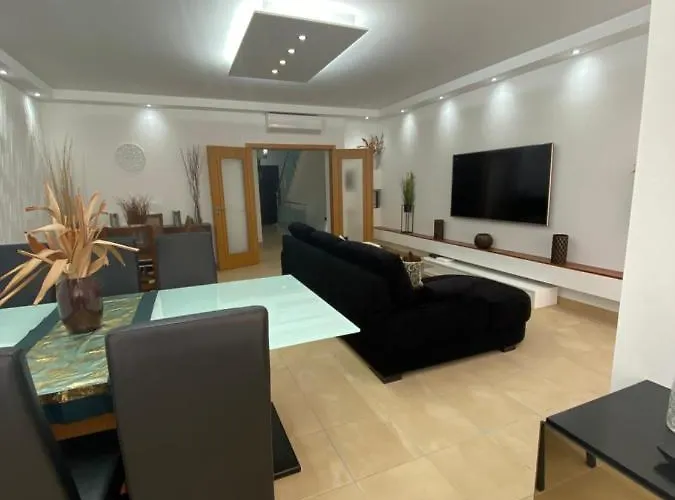 Luca База відпочинку *