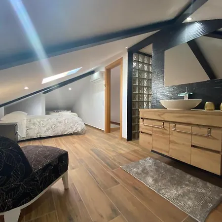 Luca אלבופיירה