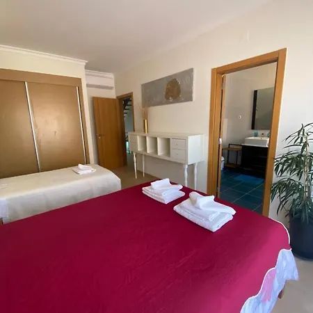 Luca * אלבופיירה